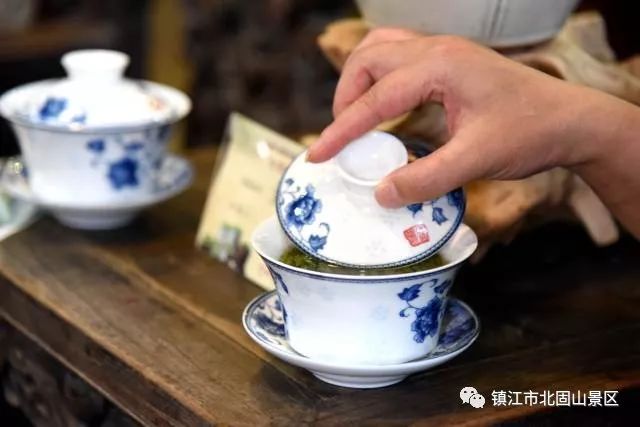 三五一群来不尽 品茗偿饼不知眠打一生肖,警惕虚假宣传,精准解答解释落实